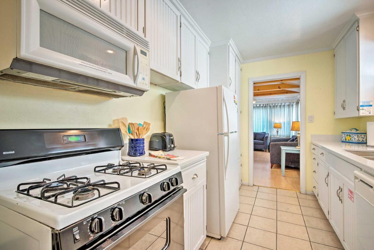 Central Catalina Cottage Walk To Ferry And Eateries أفالون المظهر الخارجي الصورة